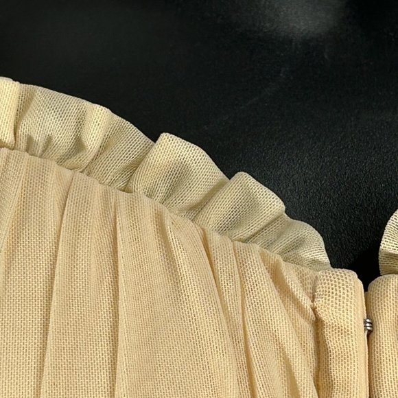 Windsor Women's Cream Colored Padded Clasp Secured Bustier Size Small - Picture 3 of 12